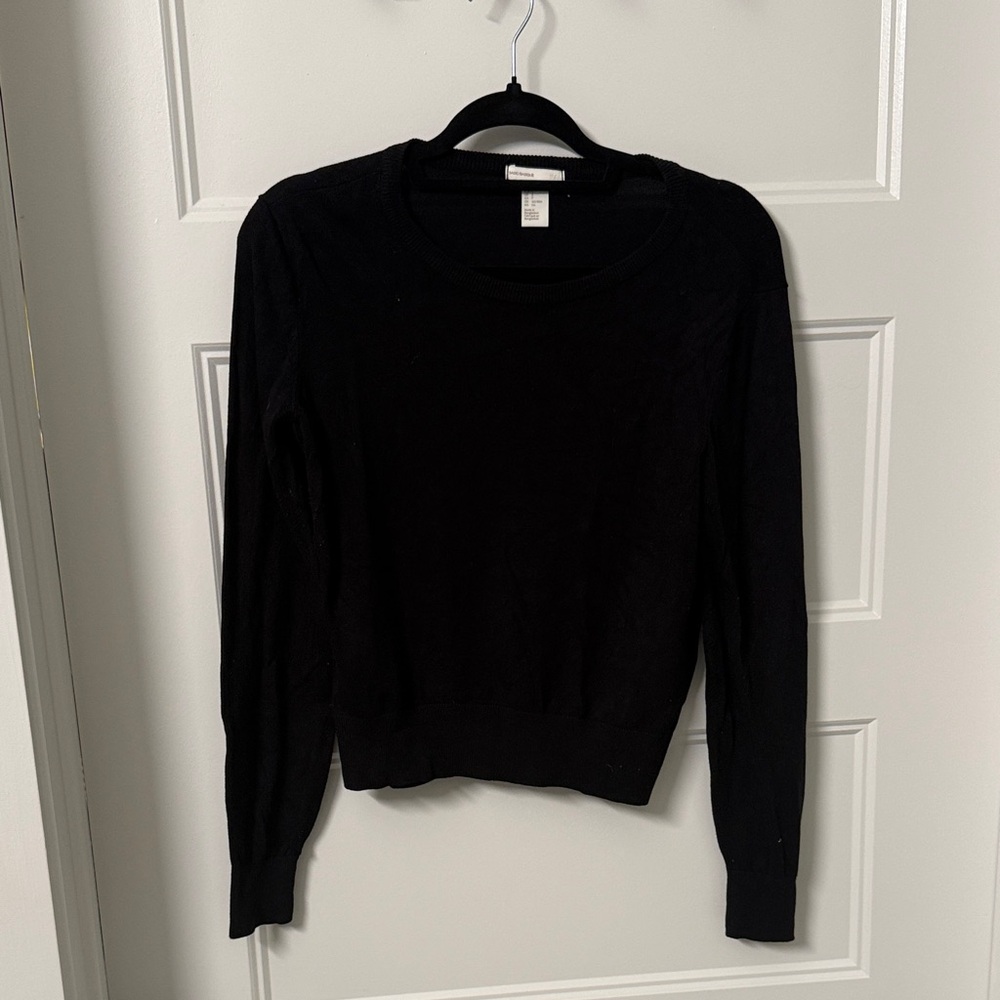H&M Classic Black Crew Neck Sweater